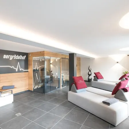 Chalet-ferienwohnung Sonnenidyll, 51 Qm, Wellness/fitness/sauna - Bergroedelhof * Feilitzsch