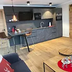 Im Chaletstil Sonnenidyll 51 Qm Wellness Fitness Sauna Bergroedelhof Feilitzsch