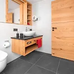 Im Chaletstil Sonnenidyll 51 Qm Wellness Fitness Sauna Bergroedelhof *