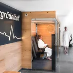 Im Chaletstil Sonnenidyll 51 Qm Wellness Fitness Sauna Bergroedelhof Apartmán Feilitzsch