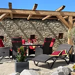 아파트 Im Chaletstil Sonnenidyll 51 Qm Wellness Fitness Sauna Bergroedelhof Feilitzsch