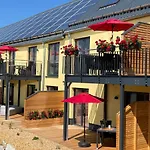 Im Chaletstil Sonnenidyll 51 Qm Wellness Fitness Sauna Bergroedelhof