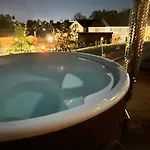 Im Chaletstil Sonnenidyll 51 Qm Wellness Fitness Sauna Bergroedelhof * Feilitzsch