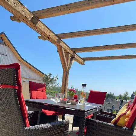 Im Chaletstil Sonnenidyll 51 Qm Wellness Fitness Sauna Bergroedelhof Daire